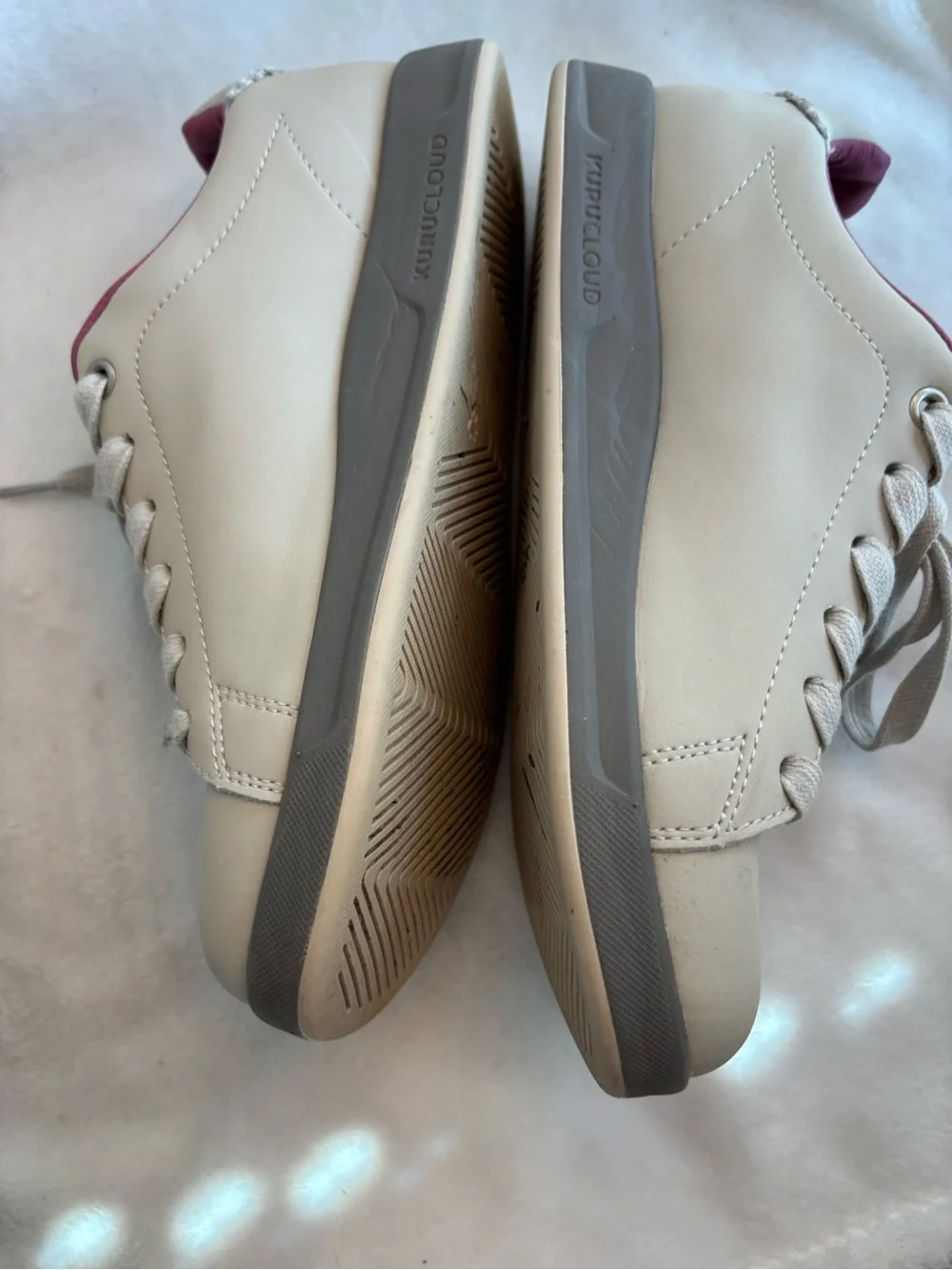 Kuru Roam Classic Court Women’s Sneakers‎ Size 7.5